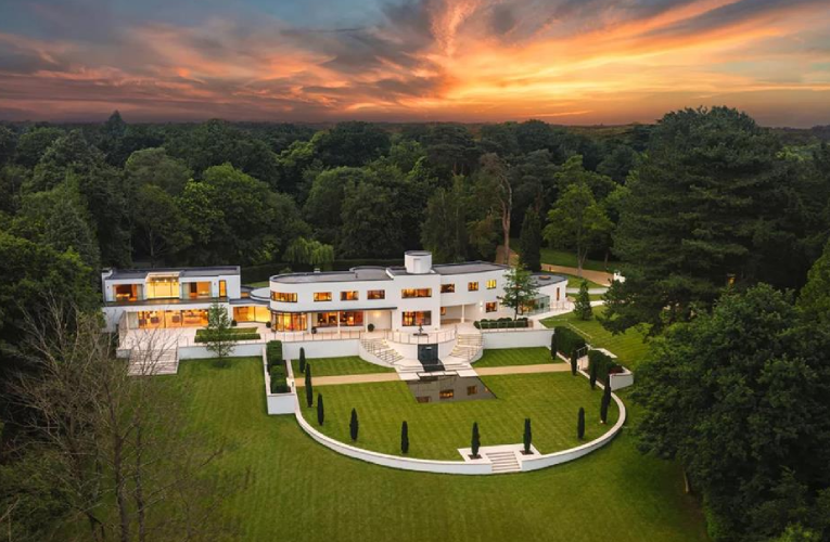 Opulent Abodes: Exploring the Most Luxurious Homes in the UK.